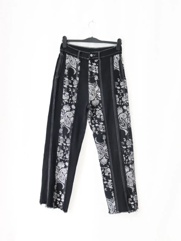 Jeans negro Floral